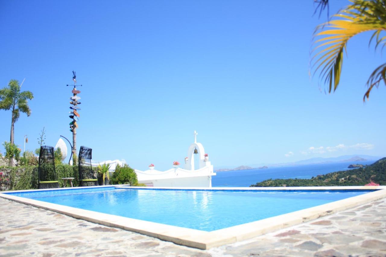 La Cecile Hotel & Cafe Komodo Labuan Bajo Ngoại thất bức ảnh